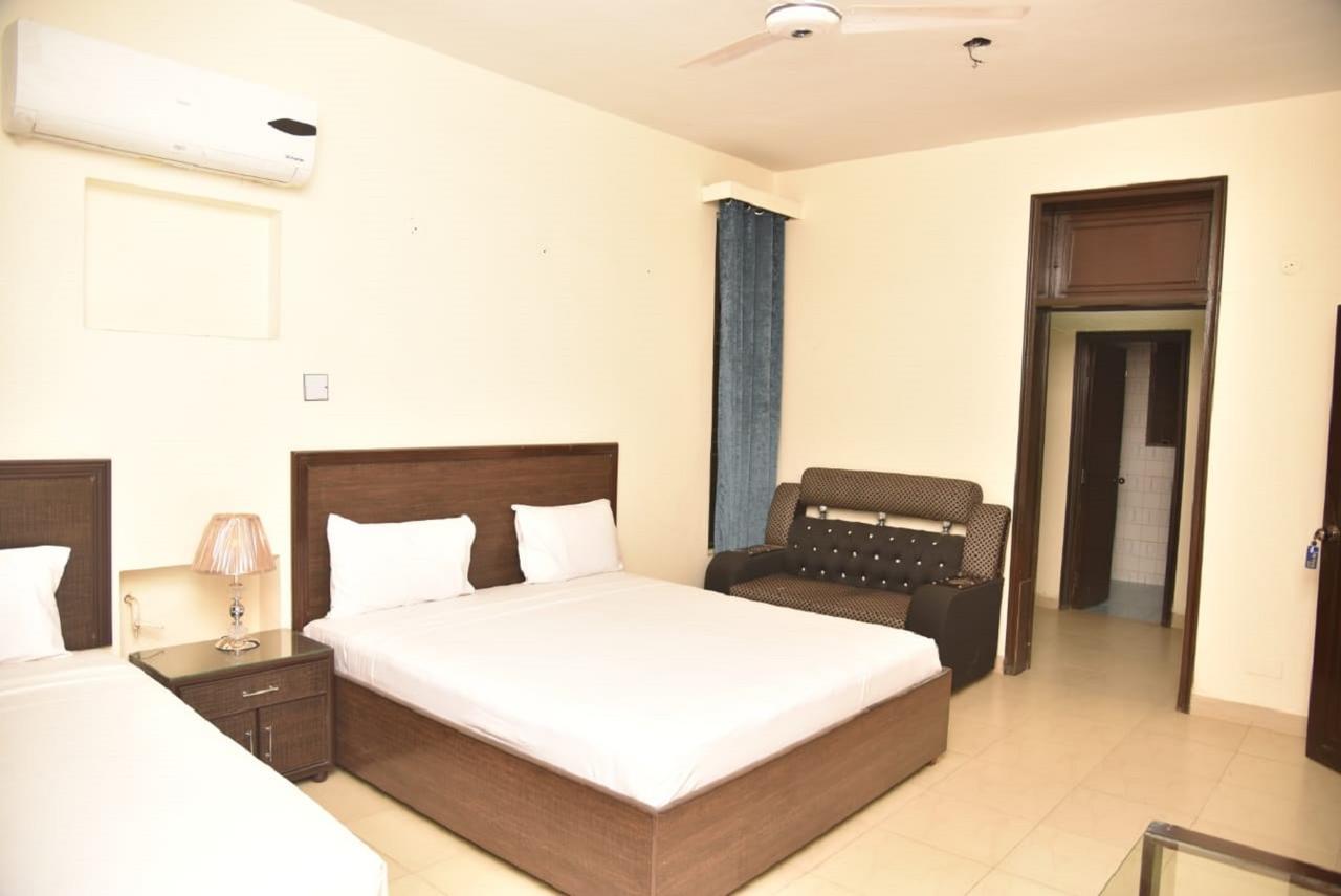 לאהור Al-Fateh Hotel מראה חיצוני תמונה